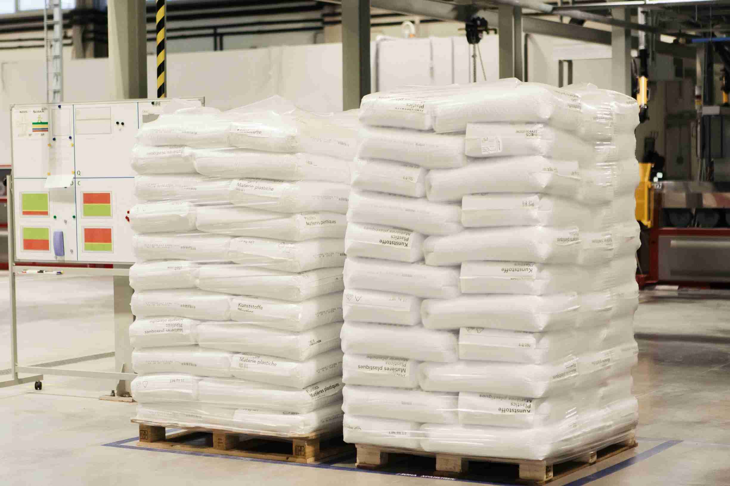 Medium and High Temperature Retarder DOC-R33S
